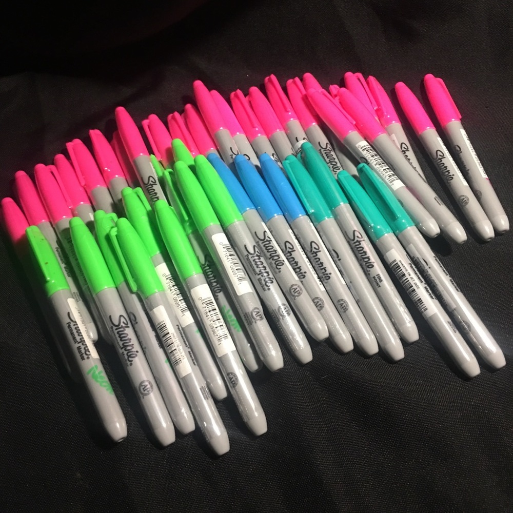 42 individually wrapped Sharpie Permanent Markers