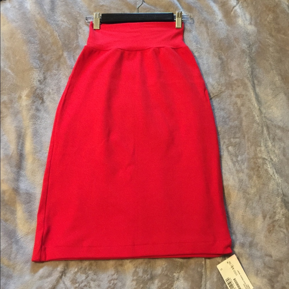 Red stretch skirt
