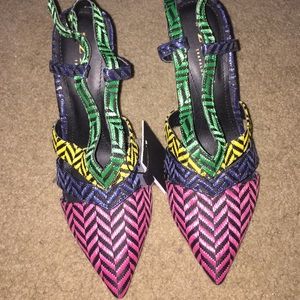 Brand new Zara heals never warn!