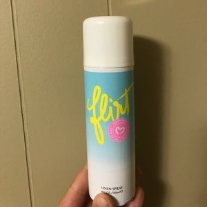 Flirt Between the Sheets