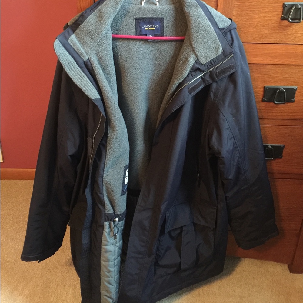Men's NWOT LANDS End coat. Warm!