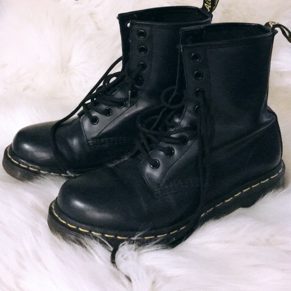 doc martens navy smooth