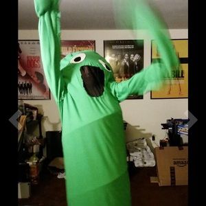 Meet your Posher, Ella