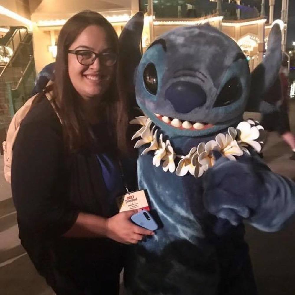 Meet your Posher, Crystal