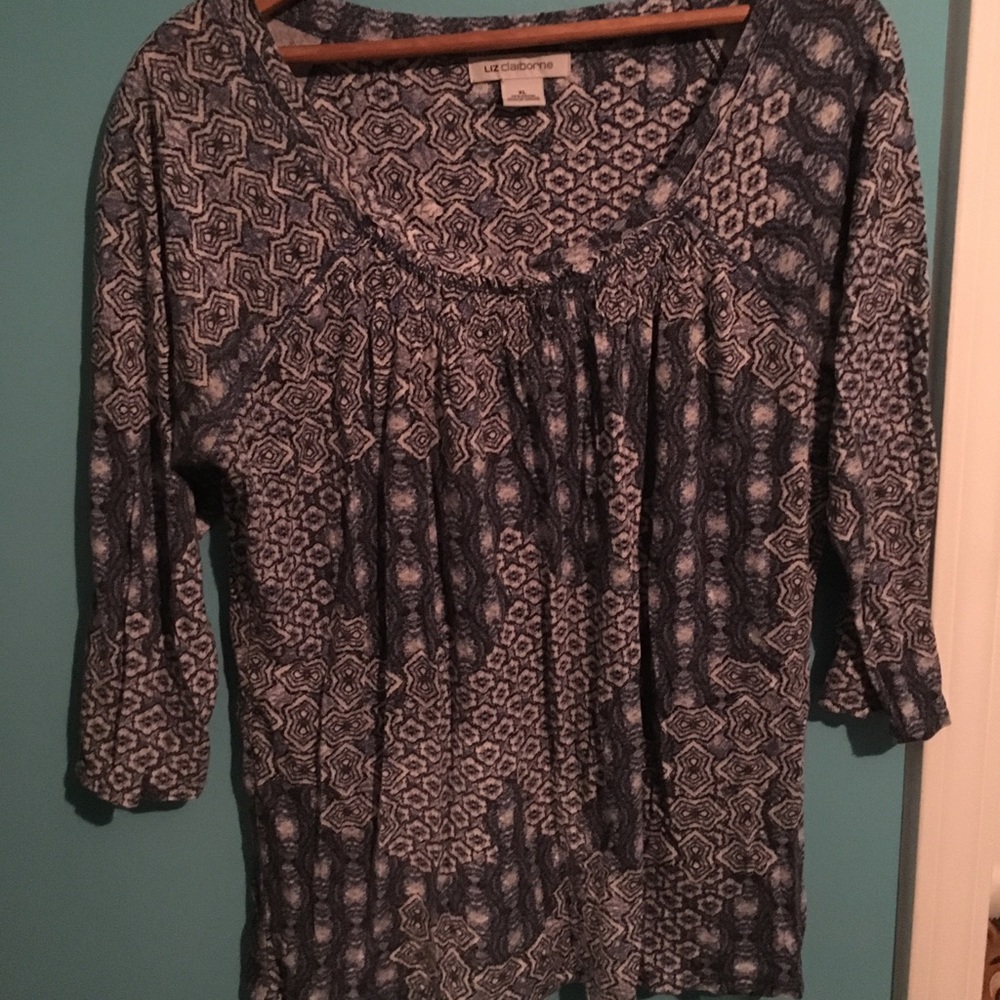 3/4 sleeve printed shirt