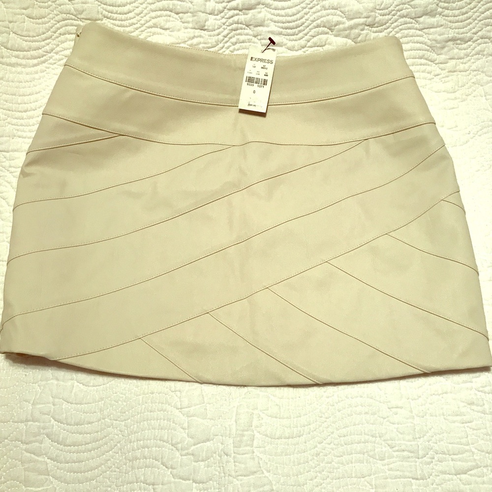 EXPRESS NWT Leather mini skirt
