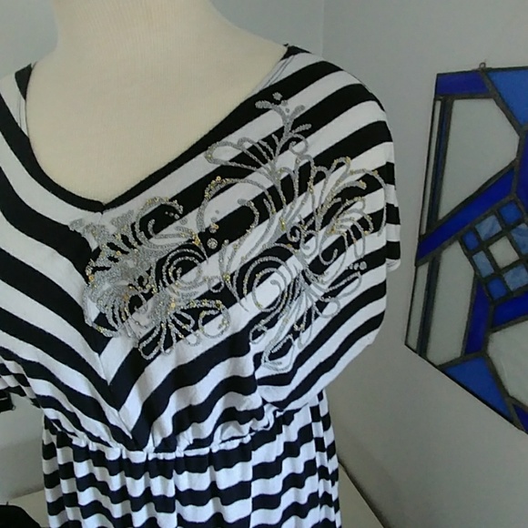 Plus Size Tru Self embellished dress - Picture 3 of 8