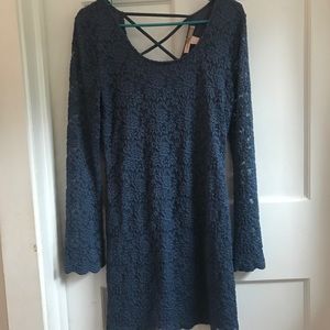 Forever 21 lace body con dress