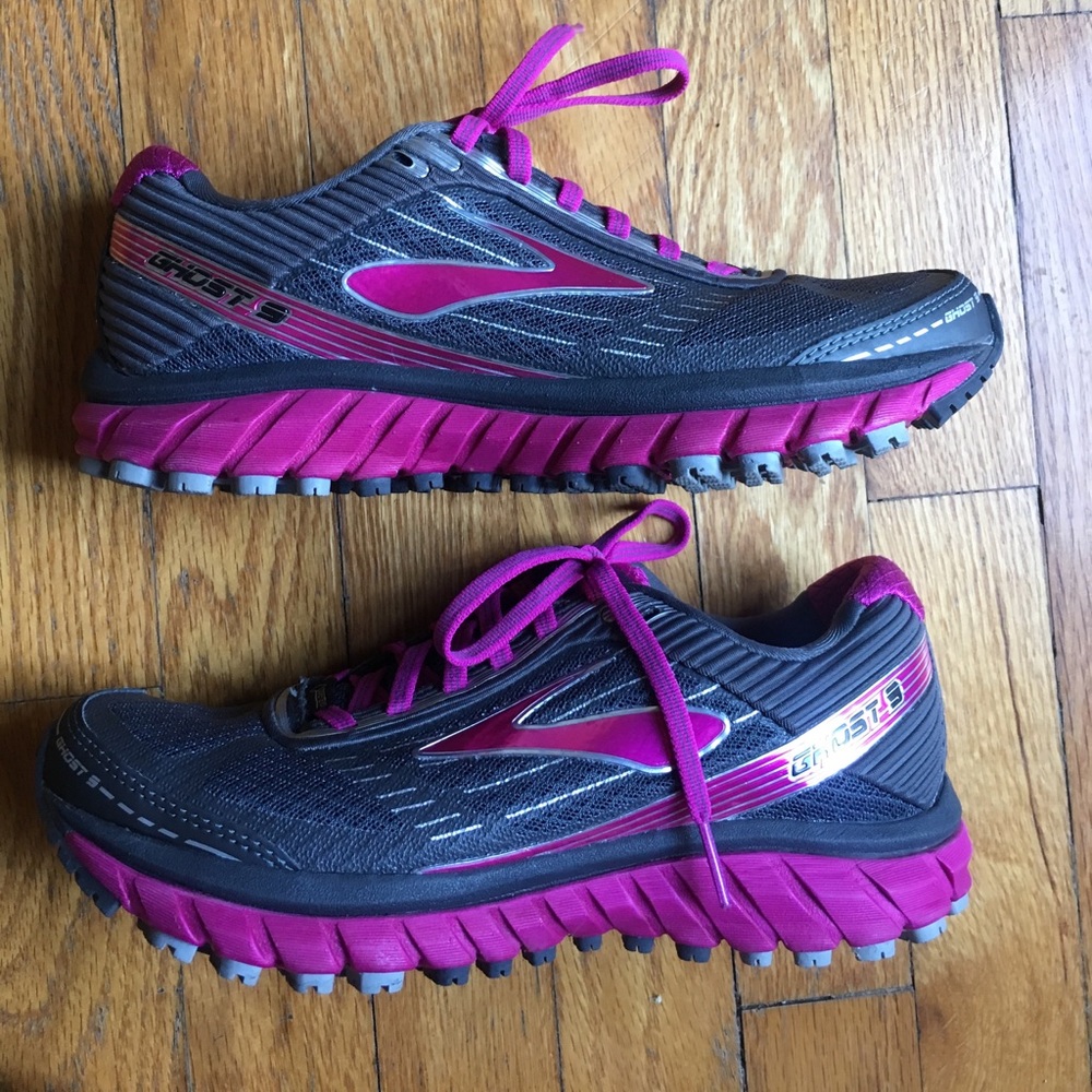 Brooks Women's Ghost 9 GORE-TEX Running Shoes