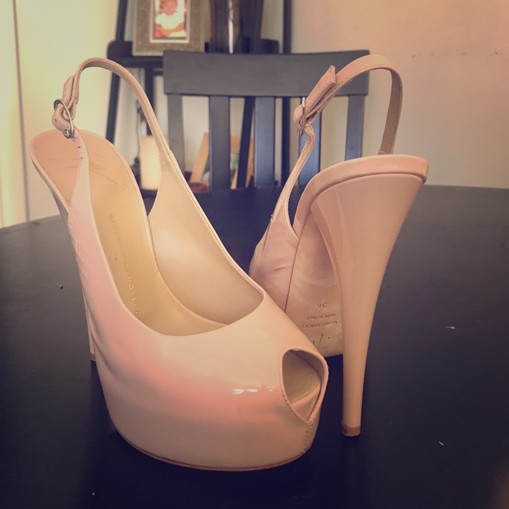 Amazing Giuseppe Zanotti Platform Shoes 36
