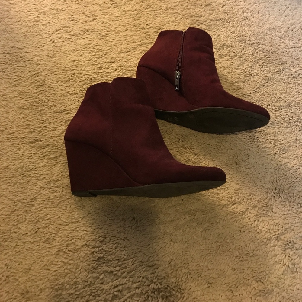 Beautiful like new Jessica Simpson booties