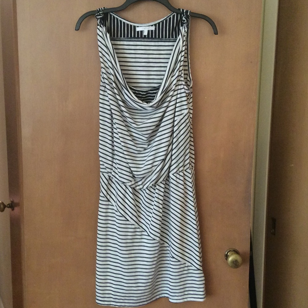 Black & white knot dress