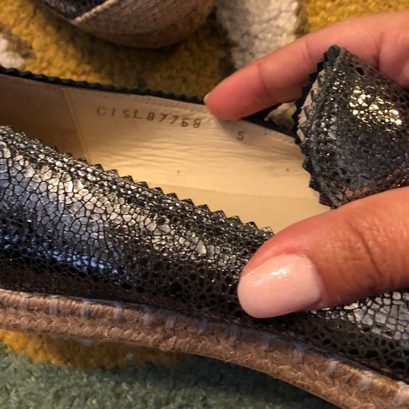 Stuart Weitzman Silver espadrilles. Sz 5. EUC! - Picture 3 of 4