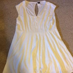 Torrid White Keyhole Embroidered Skater Dress Sz 5