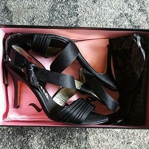 Black formal heels