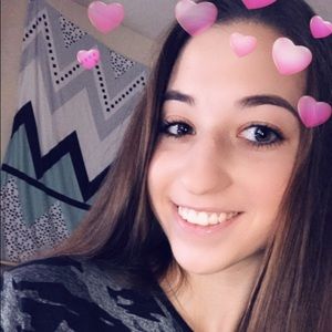 Meet your Posher, Megan