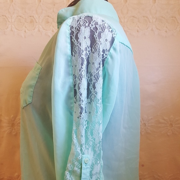 Penelope brand top - Picture 3 of 3