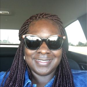 Meet your Posher, Tiffany