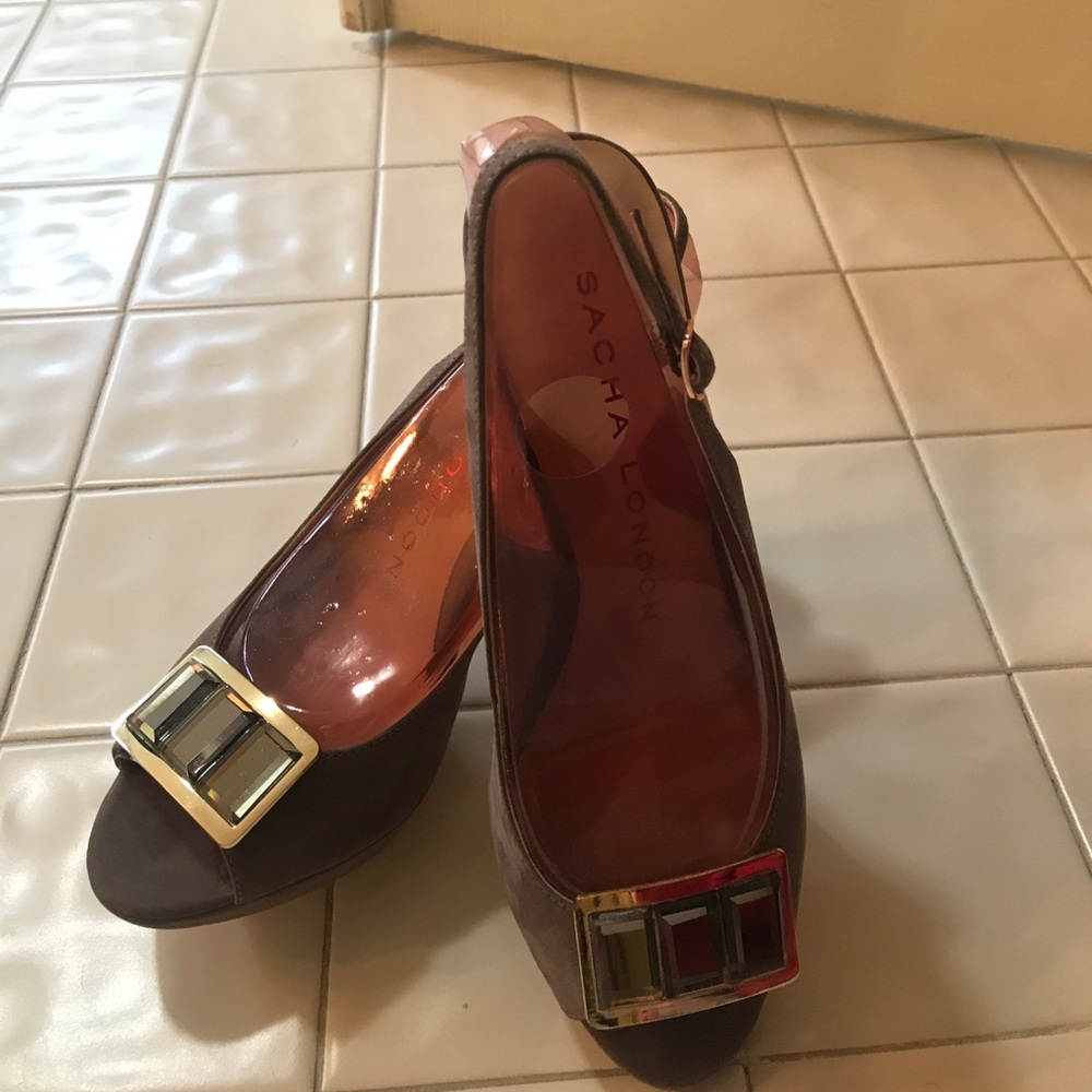 Sasha London Tan heels with jeweled front