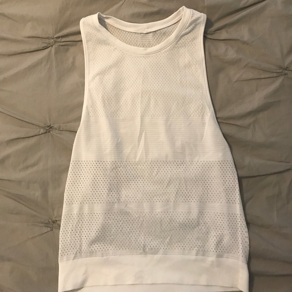 Lululemon Breeze By Muscle tank