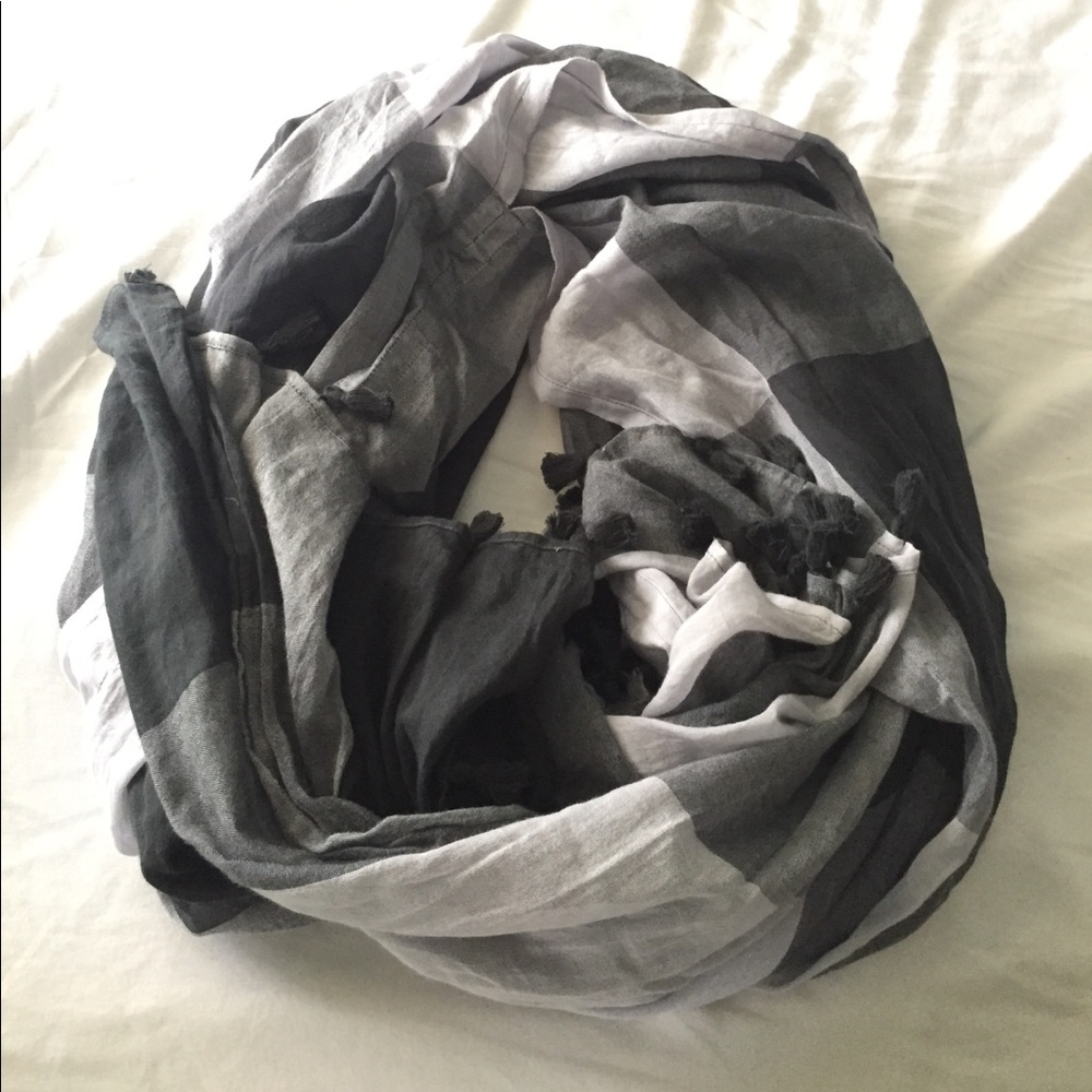 Lulu lemon scarf/wrap