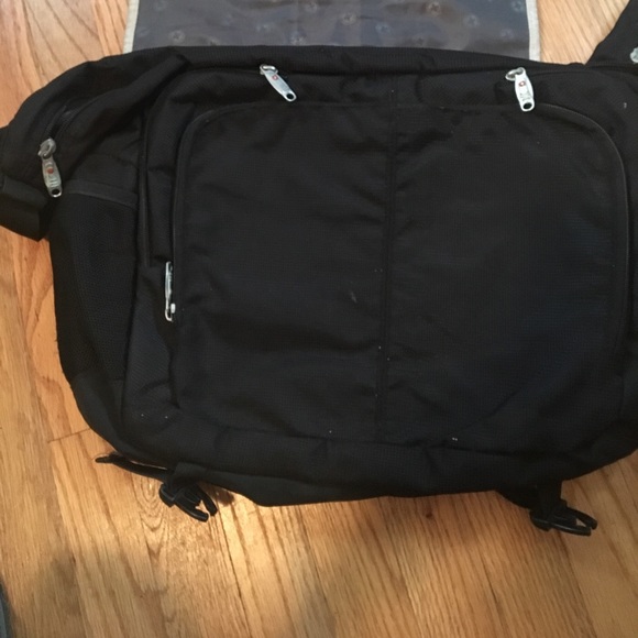 Swiss Army lap top tote bag - Picture 2 of 3