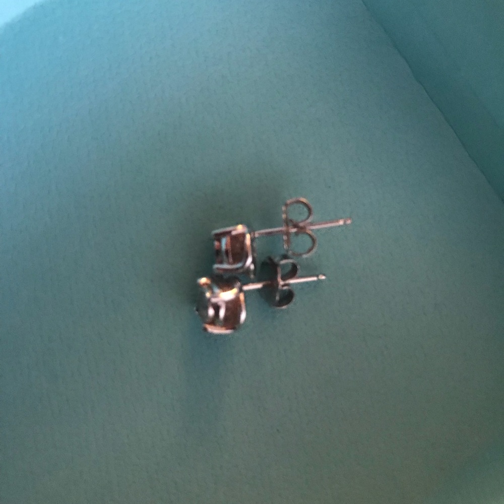 .50 karat diamond stud white gold 14k