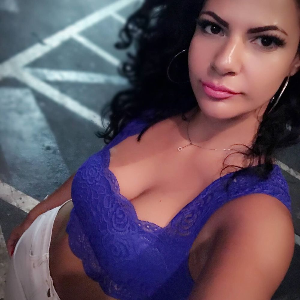 Meet your Posher, Lourdes