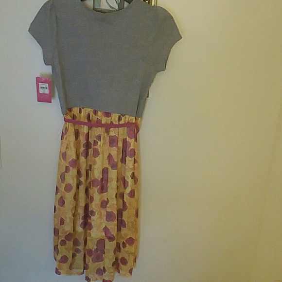 80% off SUMMER CLEARANCE!!GIRLS DISNEY BELLE HIGH LOW DRESS - Picture 4 of 4