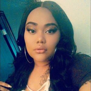 Meet your Posher, Sterra