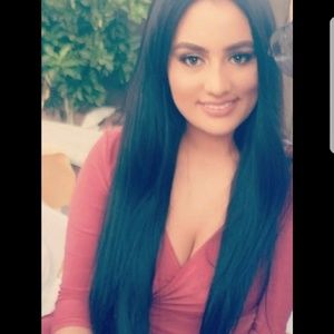Meet your Posher, Sara