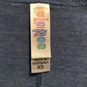LuLaRoe Perfect Tee XS-Never worn