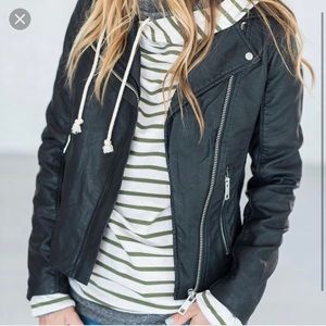 Mindy Mae's leather jacket