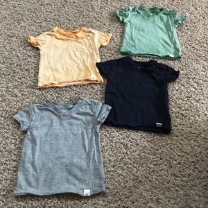 Burt's Bees Baby v-neck tee shirts - lot of 4