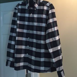 J Crew men's long sleeved oxford shirt