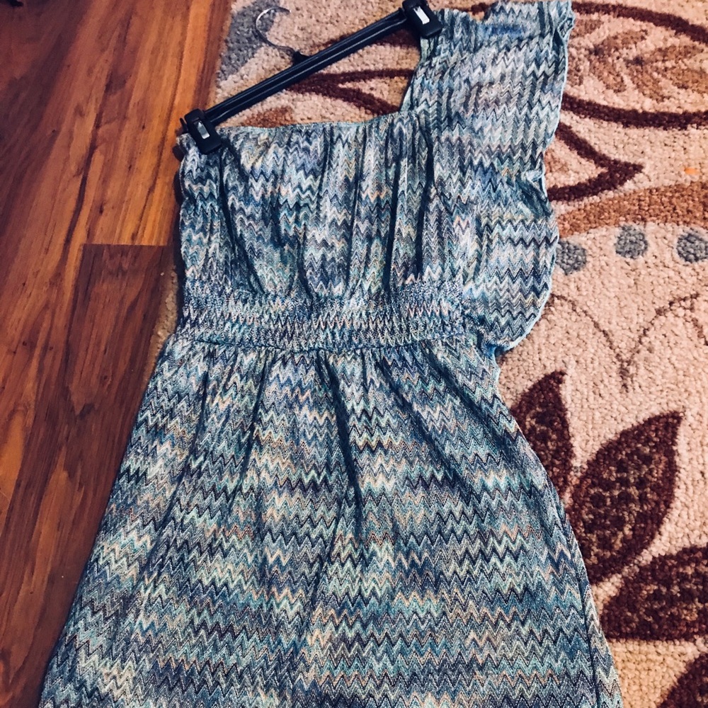 EUC Jodi Kristopher” One Shoulder Junior Size S.