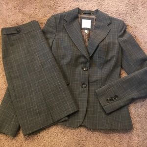 The Perfect Travel Suit