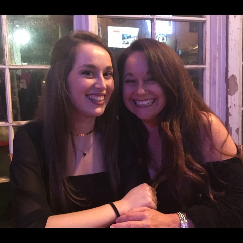 Meet your Posher, Dina