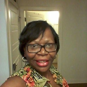 Meet your Posher, Alisa