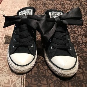 Girls converse shoes
