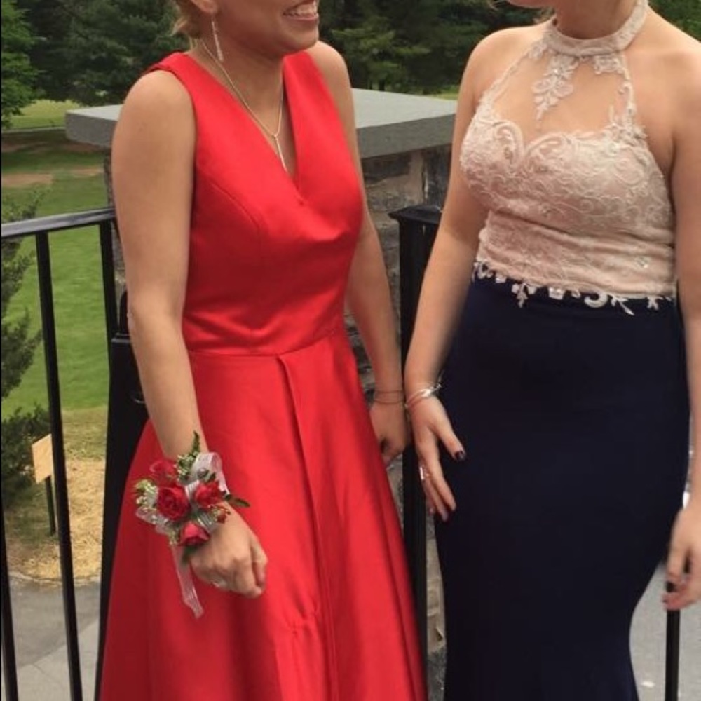 Prom or Special Occasion dress - size 6