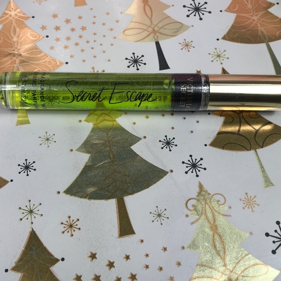 Victoria’s Secret Secret Escape Mist - Picture 3 of 5