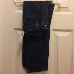 BNWT Old Navy Straight Jeans