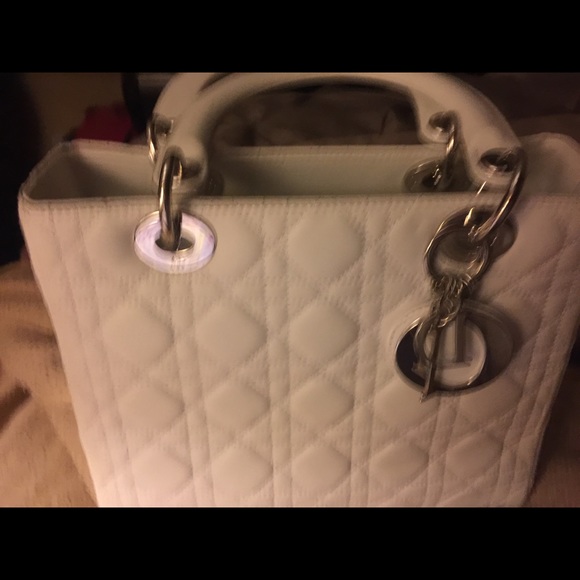 Dior - Picture 2 of 8