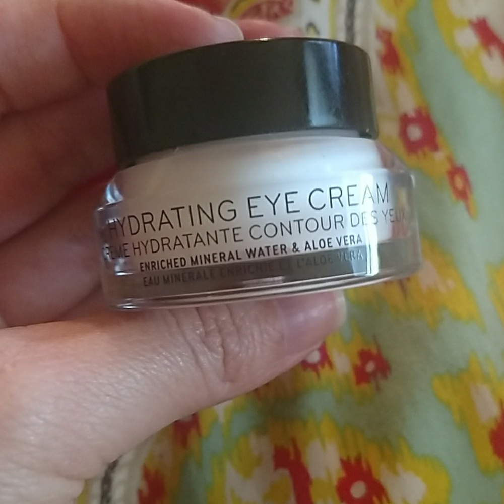 Bobbi brown hydrating eye cream