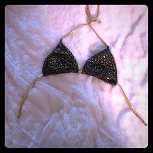 Large Guess Bikini Top, Size Large.