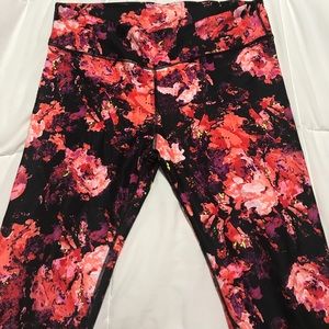 Fabletics woman’s workout leggings.