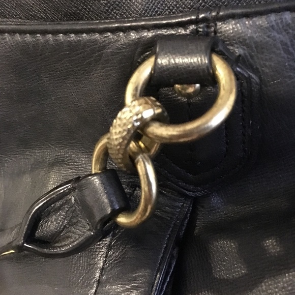 Coach Campbell Turn Lock Izzy Satchel in Black - Picture 4 of 8