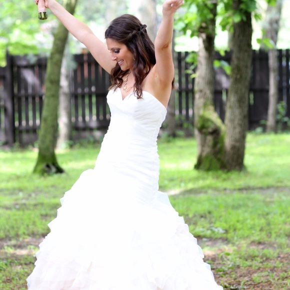 Meet your Posher, Kate - Picture 2 of 4