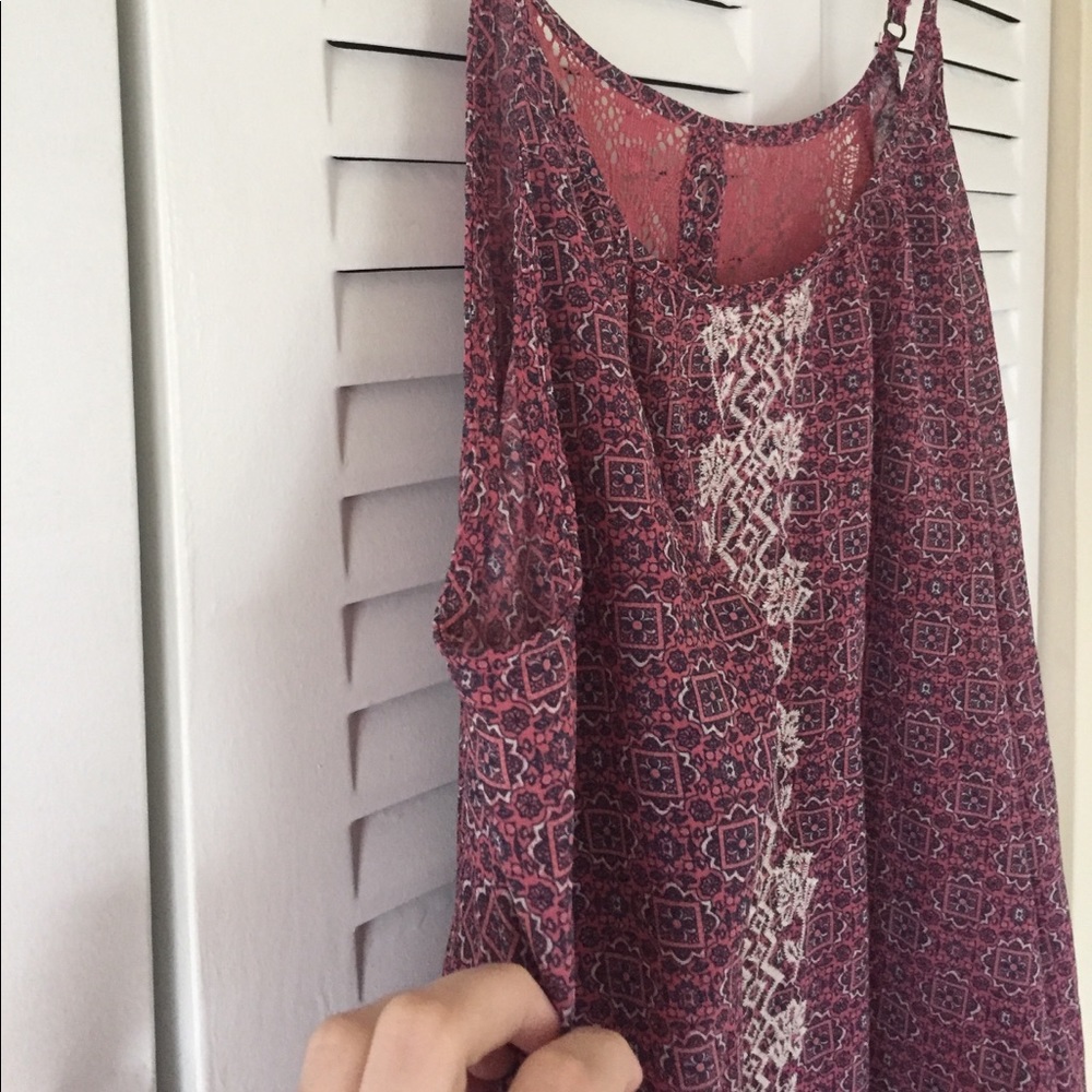 Patterned Blouse - Picture 3 of 5